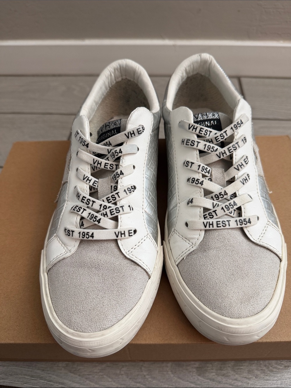 Vintage Havana White and Light Gray Women's Sneakers
